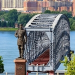 Институты публичной памяти в дискурсивном пространстве неотрадиции: новосибирский кейс